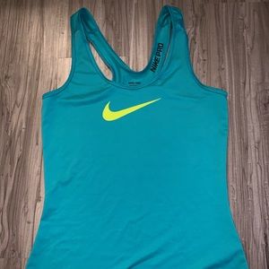 Nike Pro Cool Tank Women’s Small
